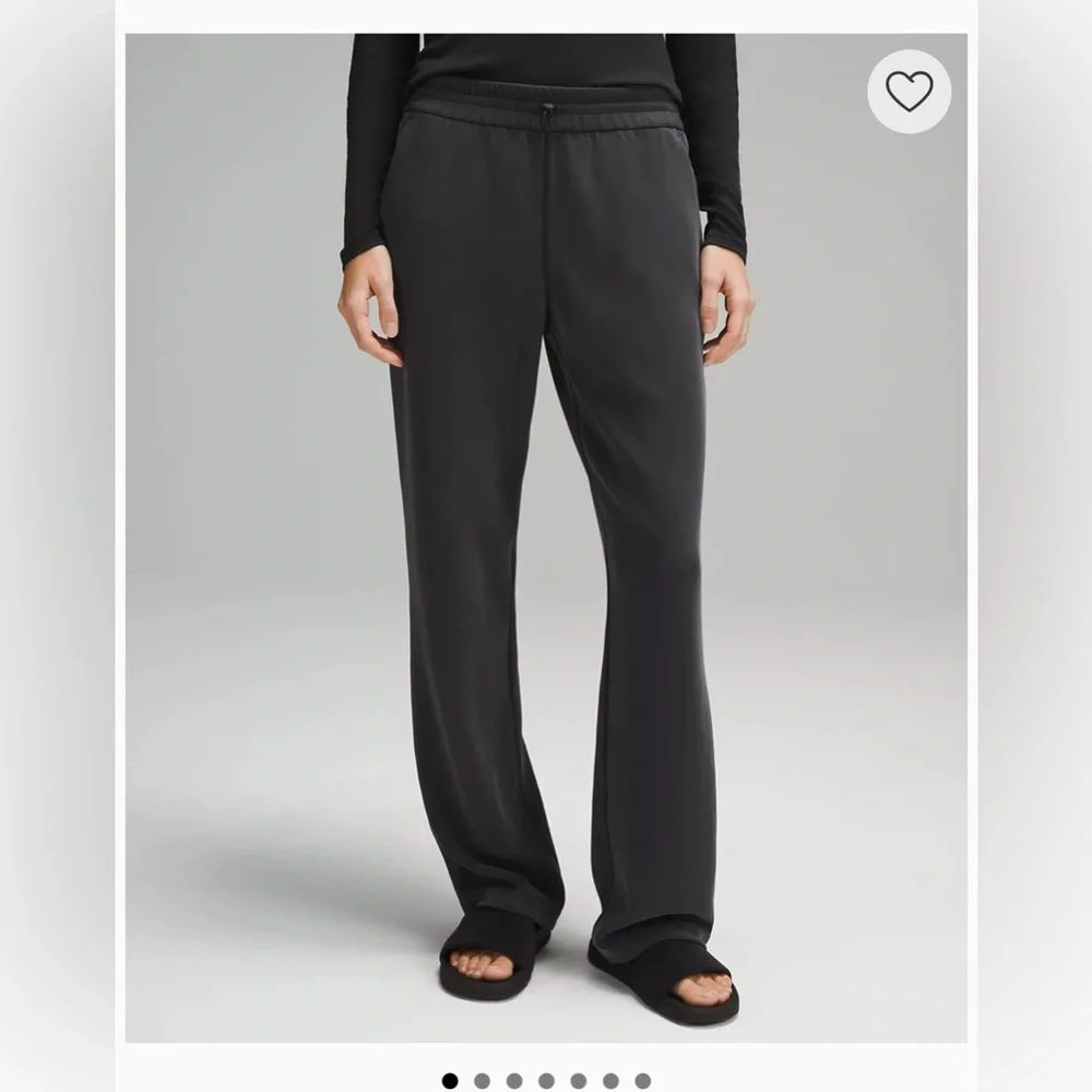 Lululemon Black Softstreme Perfectly Oversized Cropped Crew Set